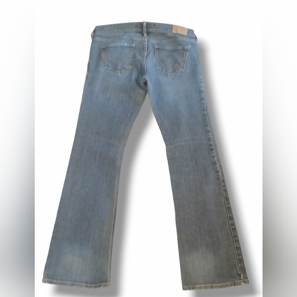 Women's Hollister boot cut jeans size 5 short pre-owned gently worn - Picture 2 of 6